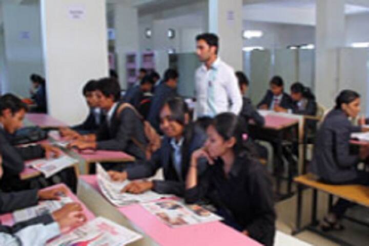 Renaissance Institute of Management Studies campus in Chandrapur, Maharashtra, India — photo 3