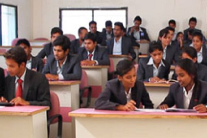 Renaissance Institute of Management Studies campus in Chandrapur, Maharashtra, India — photo 5