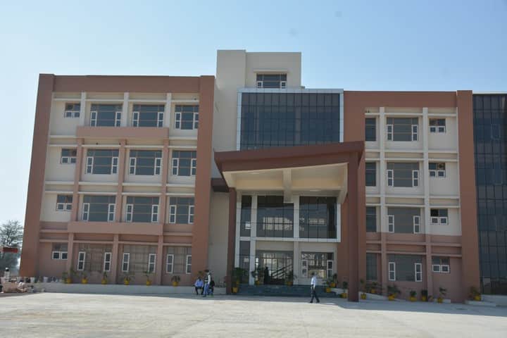 Rao Birender Singh State Institute of Engineering and Technology campus in Rewari, Haryana, India — photo 1