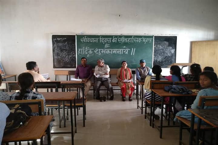 Late Daulat Ram Sharma Government Post Graduate College campus in Kasdol, Chhattisgarh, India — photo 2