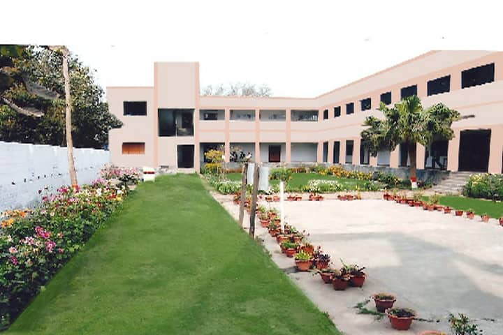 DAV PG College campus in Gorakhpur, Uttar Pradesh, India — photo 2