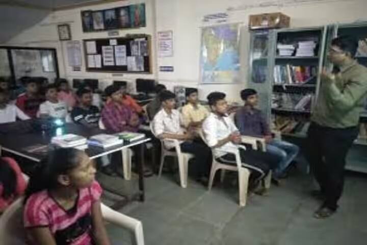 JB Sawant Education Society's Tikambhai Metha Commerce College campus in Mangaon, Maharashtra, India — photo 2