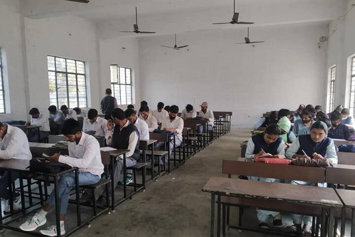 Sanjay Gandhi Post Graduate College campus in Meerut, Uttar Pradesh, India — photo 4