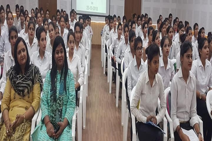 Km Mayawati Government Girls PG College campus in Gautam Buddha Nagar, Uttar Pradesh, India — photo 2
