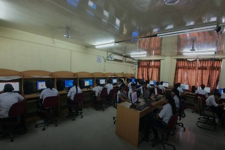 Km Mayawati Government Girls PG College campus in Gautam Buddha Nagar, Uttar Pradesh, India — photo 6