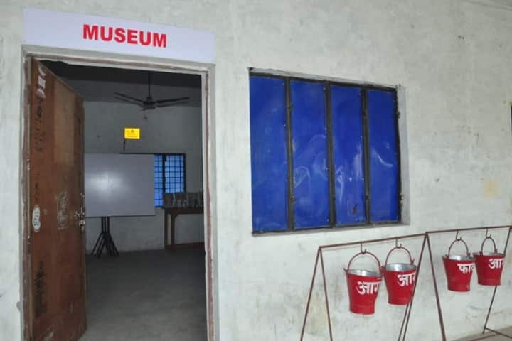 Ambika Ramdebi Degree College campus in Basti, Uttar Pradesh, India — photo 4