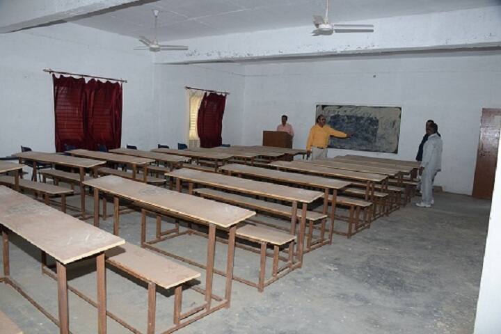 Shanti Devi Memorial Mahila Degree College campus in Deoria, Uttar Pradesh, India — photo 3