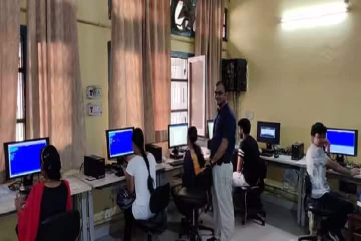 Government College campus in Bahadurgarh, Haryana, India — photo 4