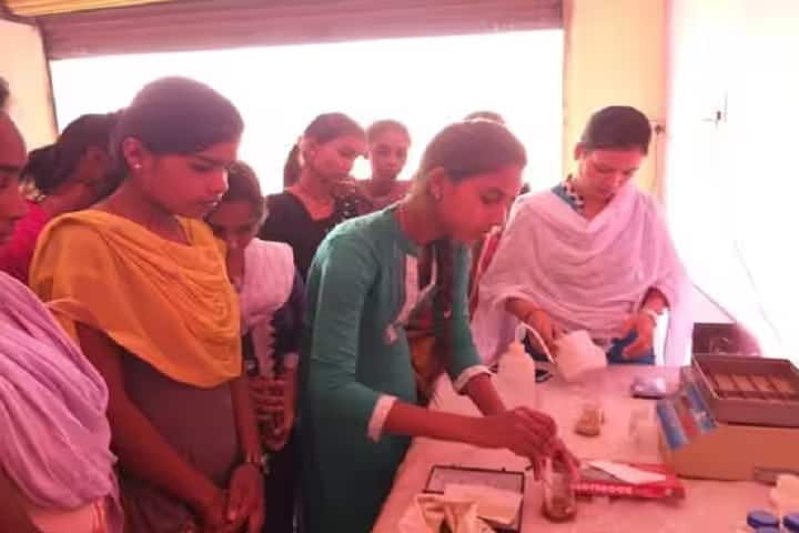 Fanikeshwar Nath Government College campus in Raipur, Chhattisgarh, India — photo 5