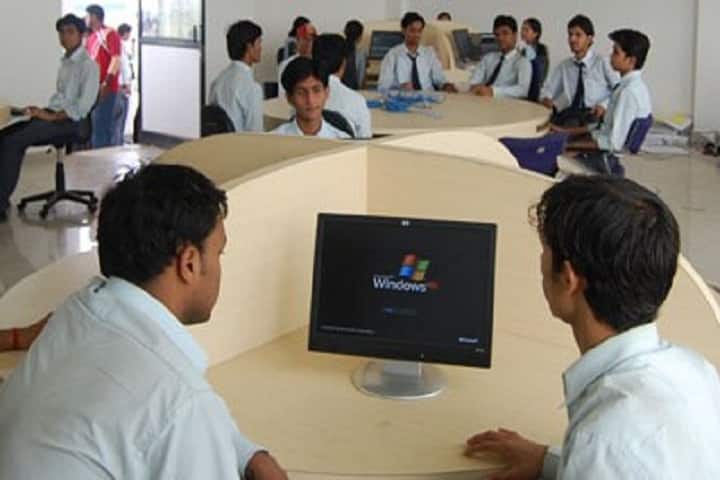 Radharaman Engineering College campus in Bhopal, Madhya Pradesh, India — photo 1