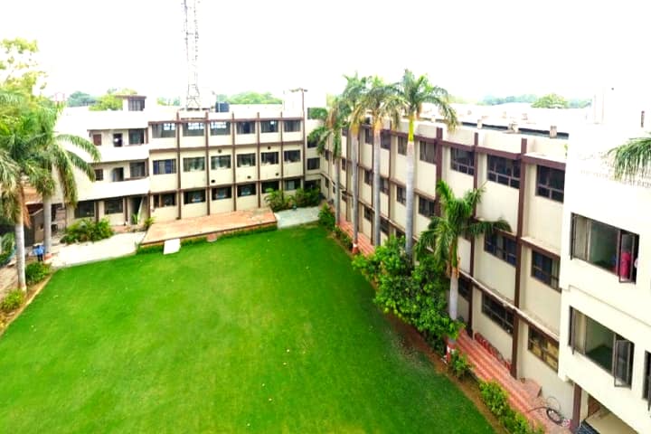 Ram Chameli Chadha Vishvas Girls PG College campus in Ghaziabad, Uttar Pradesh, India — photo 1