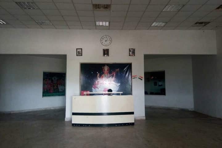 Shreejee Goverdhan Maharaj College of Professional Studies campus in Mathura, Uttar Pradesh, India — photo 1