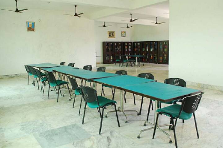 Shreejee Goverdhan Maharaj College of Professional Studies campus in Mathura, Uttar Pradesh, India — photo 6