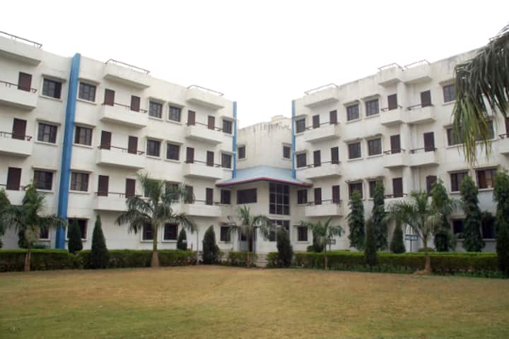 Graduate School of Business and Administration campus in Greater Noida, Uttar Pradesh, India — photo 1