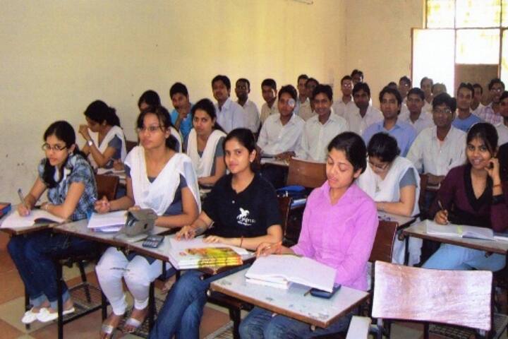 Rajdhani College campus in Alwar, Rajasthan, India — photo 4
