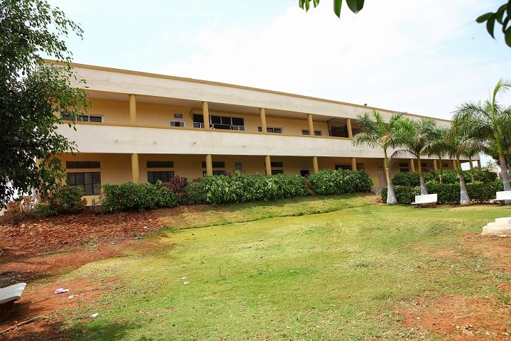 Royal Institute of Technology and Science campus in Chevella, Telangana, India — photo 1