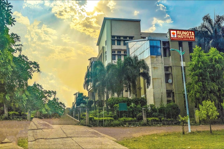 Rungta Institute of Science and Management campus in Bhilai, Chhattisgarh, India — photo 1