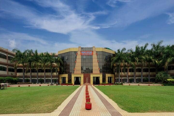 Rungta Institute of Science and Management campus in Bhilai, Chhattisgarh, India — photo 2