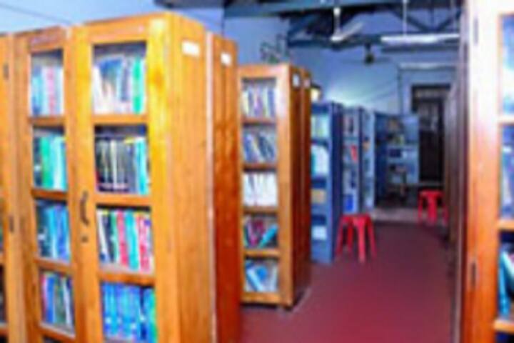 Thunchath Ezhuthachan College campus in Nenmara, Kerala, India — photo 4