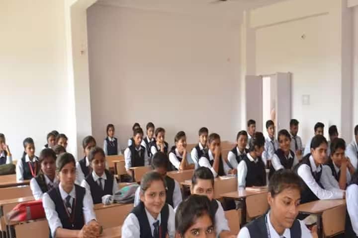 Raj School of Management Sciences campus in Varanasi, Uttar Pradesh, India — photo 4
