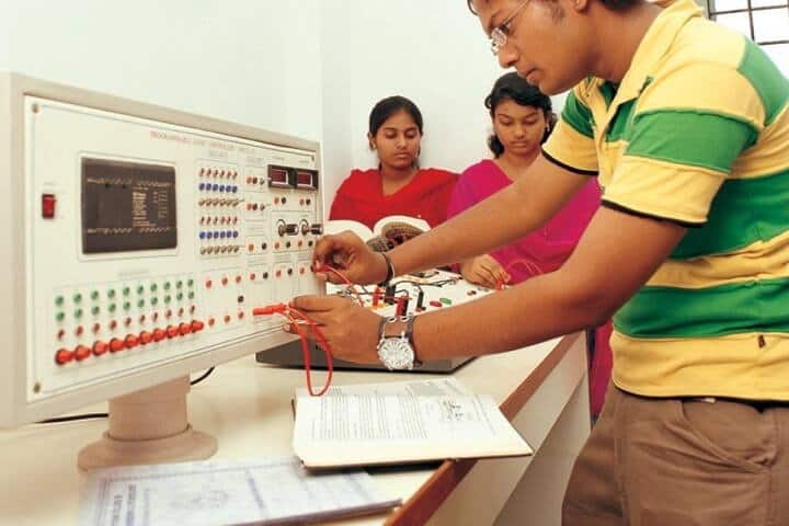 Pydah College PG Courses campus in Visakhapatnam, Andhra Pradesh, India — photo 5