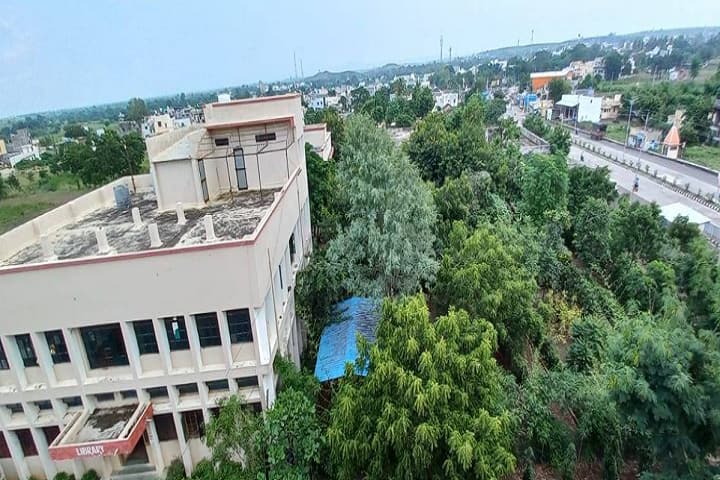 Maratha Vidya Prasarak Samaj's Arts campus in Nandgaon, Maharashtra, India — photo 3