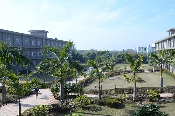 Sri Sukhmani Institute of Engineering and Technology campus in Dera Bassi, Punjab, India — photo 1