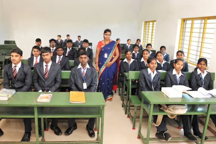 Subramanya College of Arts and Science campus in Dindigul, Tamil Nadu, India — photo 2