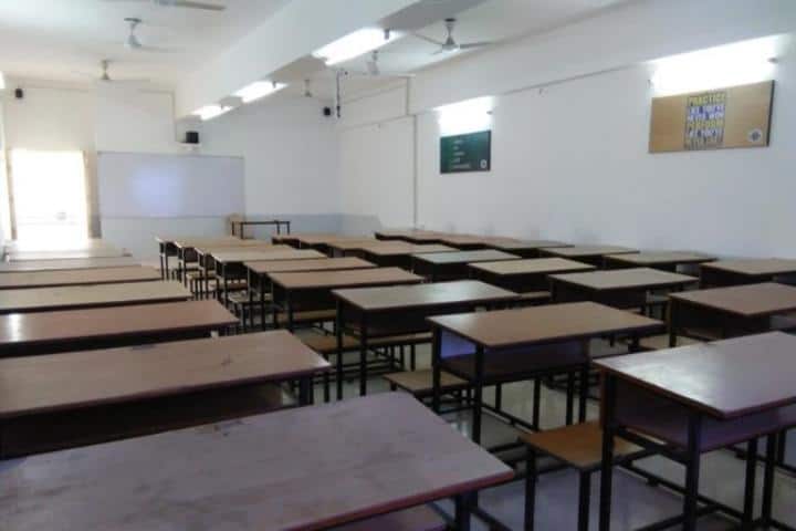 Priyadarshini Lokmanya Tilak Institute of Management Studies and Research campus in Wanadongri, Maharashtra, India — photo 3