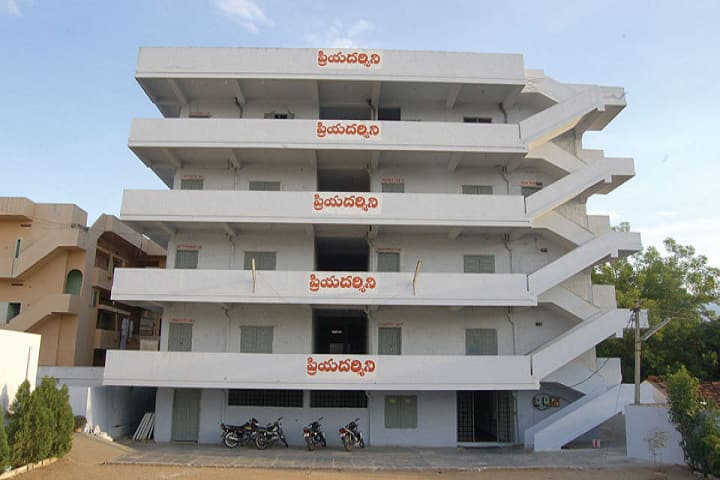 Priyadarshini Degree and PG College campus in Hyderabad, Telangana, India — photo 1