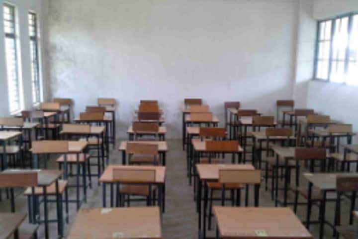 Late Shri Devi Prasad Ji Choubey Government College campus in Gandai, Chhattisgarh, India — photo 2