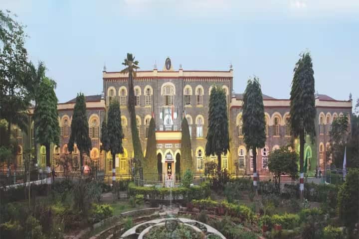 SP College Pune campus in Pune, Maharashtra, India — photo 1