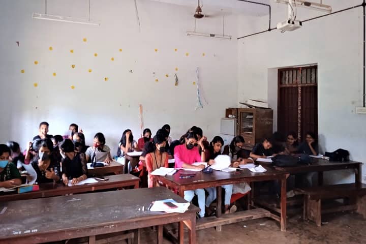 Sree Sankara College campus in Ernakulam, Kerala, India — photo 2