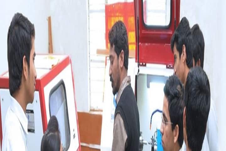 Shri Dadaji Institute of Technology and Science campus in Khandwa, Madhya Pradesh, India — photo 4