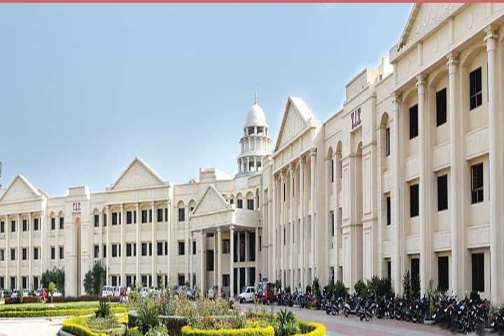 Technocrats Institute of Technology and Science campus in Bhopal, Madhya Pradesh, India — photo 1