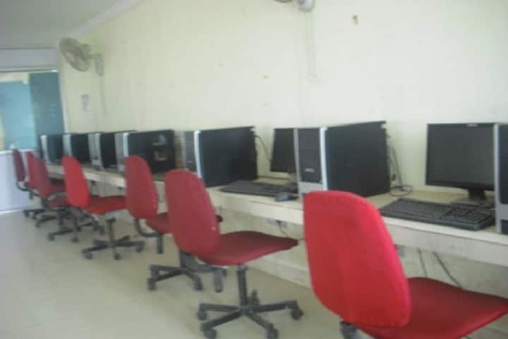 Seshachala Institute of Technology campus in Chittoor, Andhra Pradesh, India — photo 2