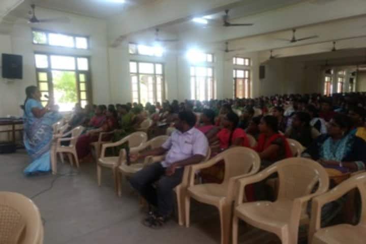Thiagarajar College campus in Madurai, Tamil Nadu, India — photo 6