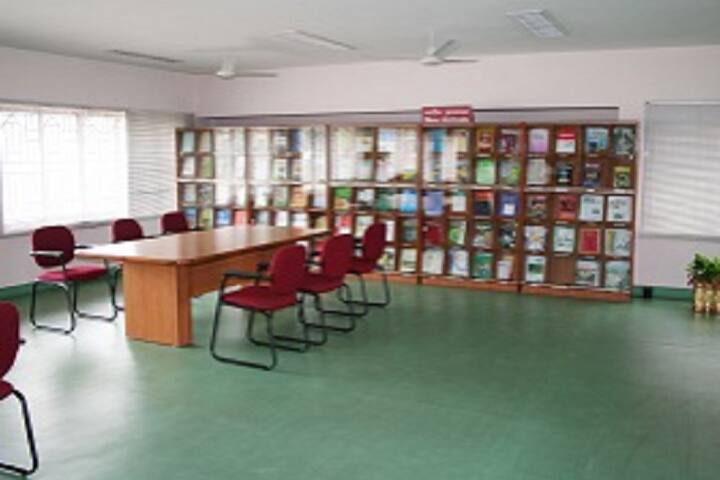 Shri Bhawanand Balika PG College campus in Azamgarh, Uttar Pradesh, India — photo 4
