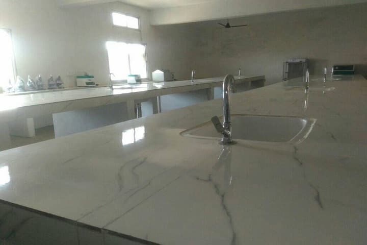 P Nagina Smarak Mahavidyalaya campus in Azamgarh, Uttar Pradesh, India — photo 2