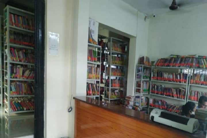 Smt Radhabai Sarda Arts Commerce Science College campus in Amravati, Maharashtra, India — photo 3