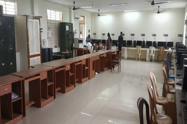 Thiru Vi Ka Government Arts College campus in Thiruvarur, Tamil Nadu, India — photo 6