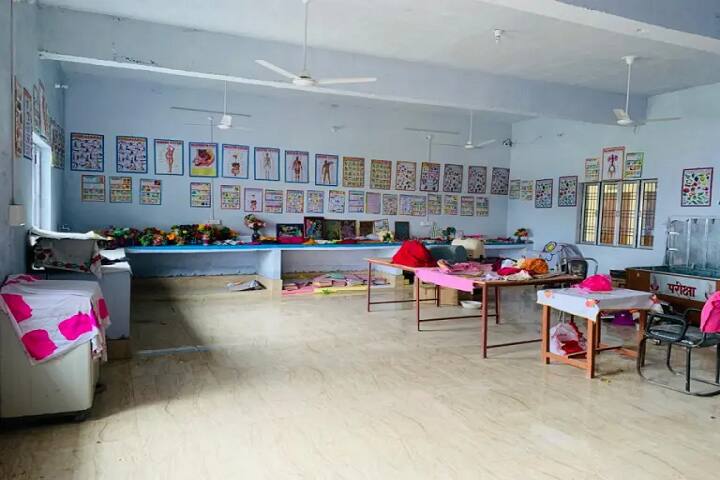 Smt Kamla Ram Udit Mahavidyalaya campus in Sultanpur, Uttar Pradesh, India — photo 4