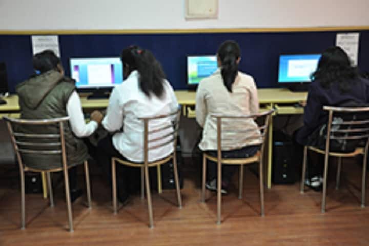 Rukmani Mahavidyalaya campus in Moradabad, Uttar Pradesh, India — photo 3