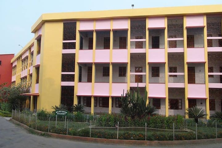 Ramakrishna Mission Blind Boys Academy campus in Kolkata, West Bengal, India — photo 2