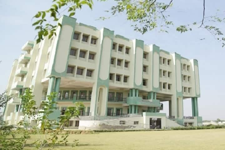 Yaduvanshi College of Engineering and Technology campus in Sohali, Rajasthan, India — photo 1