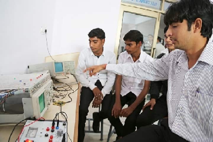 Yaduvanshi College of Engineering and Technology campus in Sohali, Rajasthan, India — photo 4