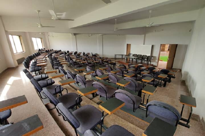 Param Institute of Management and Research campus in Jamnagar, Gujarat, India — photo 3