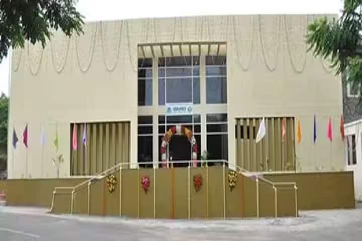 Padmashree Dr Vithalrao Vikhe Patil Foundation's Institute of Business Management and Rural Development campus in Pimpalgaon Malvi, Maharashtra, India — photo 1
