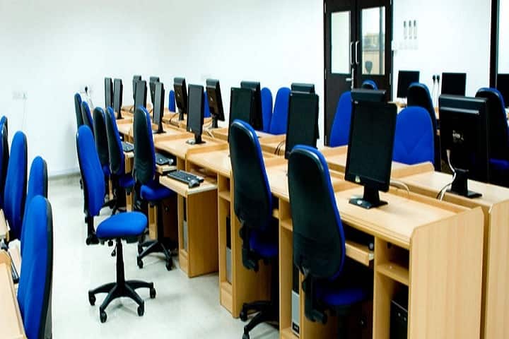 SRM Madurai College for Engineering and Technology campus in Sivagangai, Tamil Nadu, India — photo 2