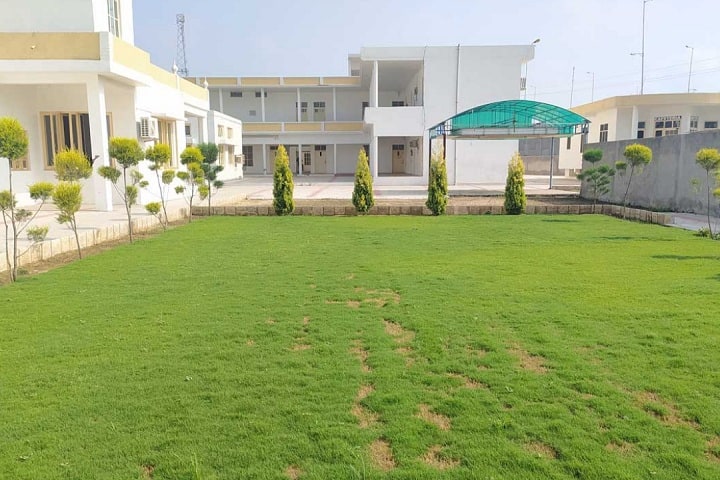 Guru Gobind Singh Khalsa College campus in Sarhali, Punjab, India — photo 1